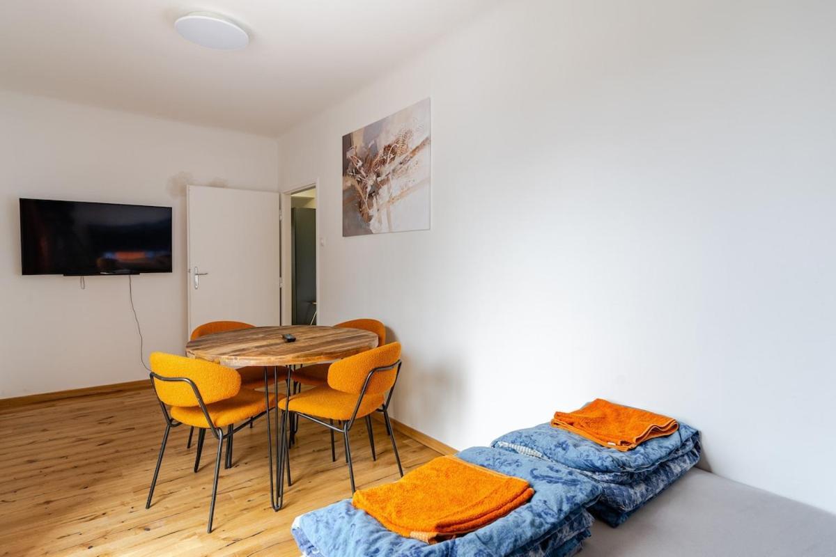 10 Minutes To City Centre And Next To Wien Hbf And Easy From Airport Buitenkant foto